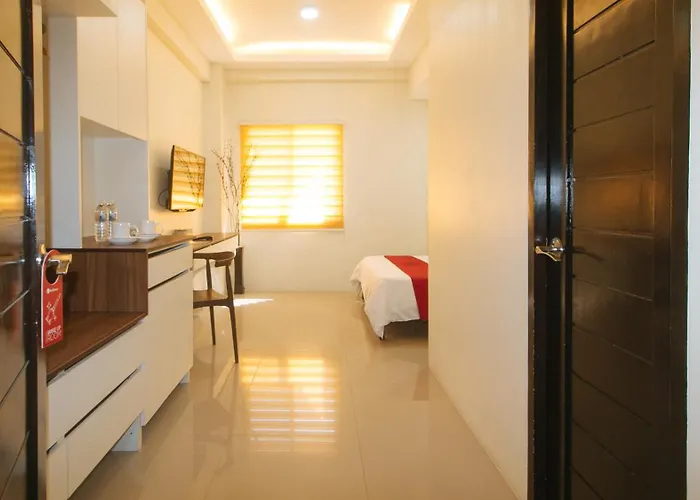 Hotel Reddoorz @ Leoncia Apartelle
