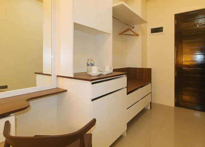 Hotel Reddoorz @ Leoncia Apartelle