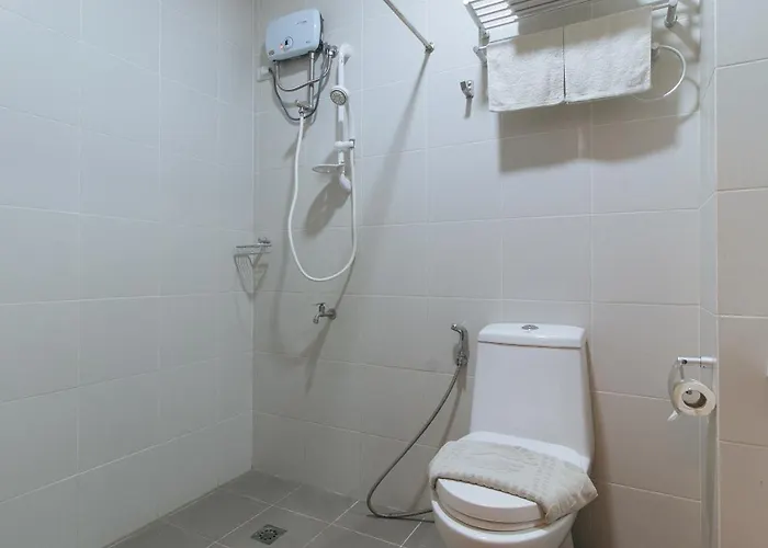 Hotel Reddoorz @ Leoncia Apartelle Mandaue City