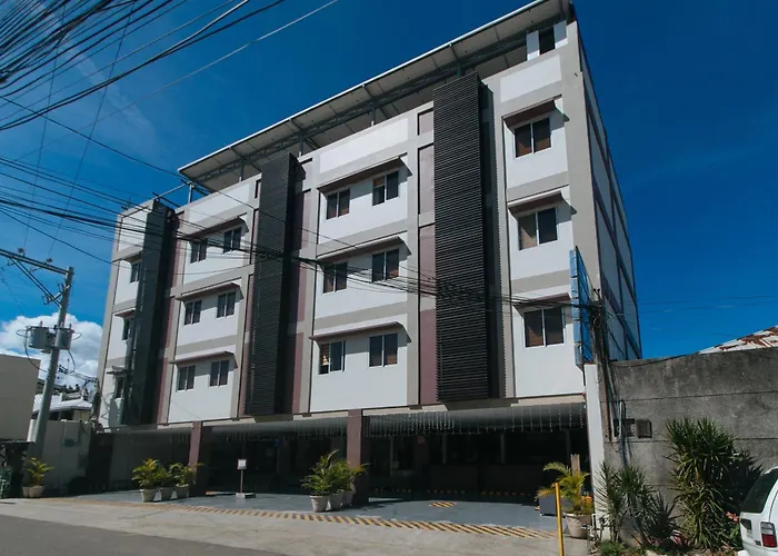 Hotel Reddoorz @ Leoncia Apartelle *
